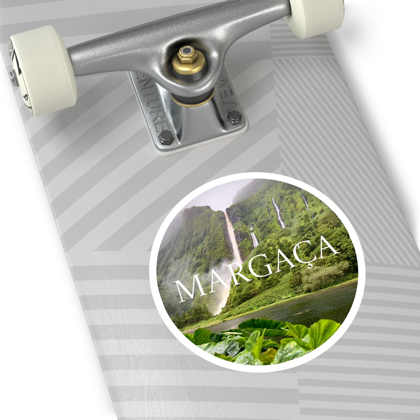 Sticker - Margaça - Waterfalls Background