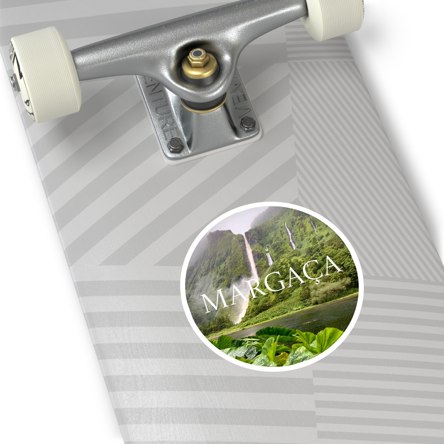 Sticker - Margaça - Waterfalls Background