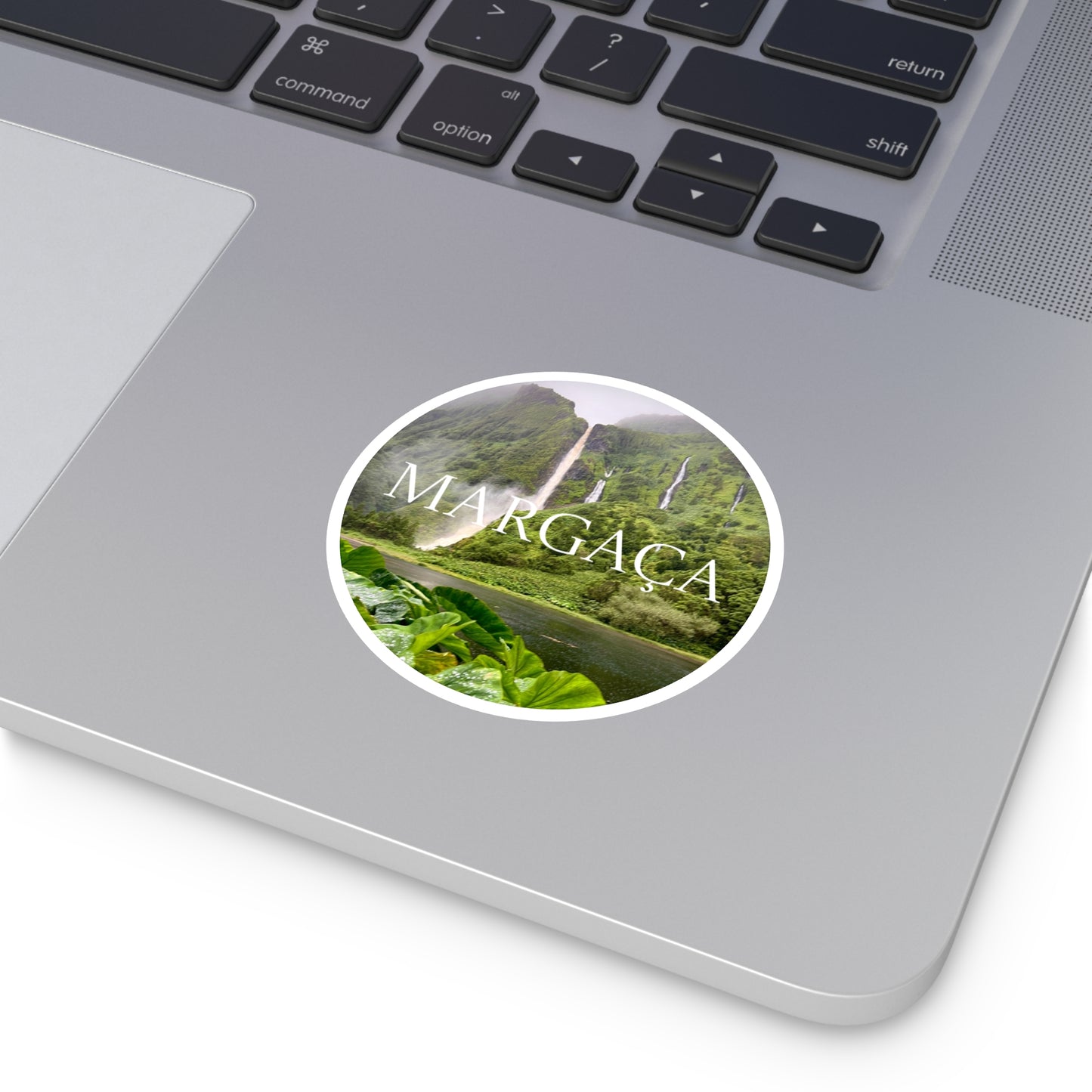 Sticker - Margaça - Waterfalls Background